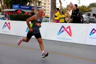 Ali Turan Mersin Maratonu'nda Şampiyon!