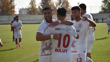 Lig Lideri Dörtlü Galibiyet İçin Savaşta!