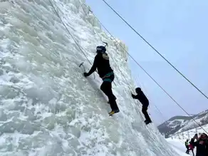 Erzurum'da Buz Tırmanışı Heyecanı!