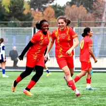 Kayseri Kadın Futbol Takımı Play-Off Rüyası Peşinde!