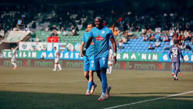Ali Sowe, Çaykur Rizespor'da Rekor Kırdı!
