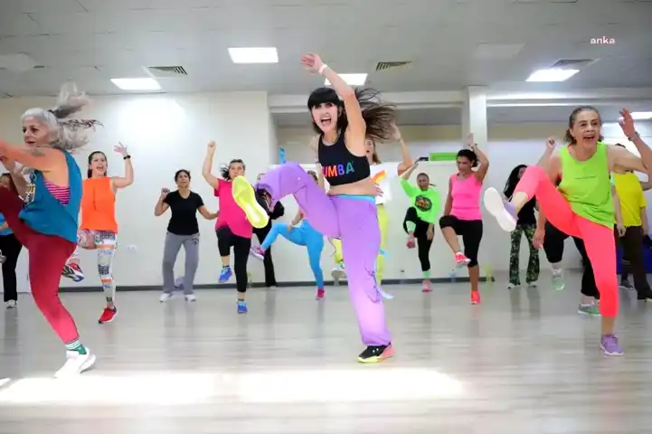 Bayraklı'da 3525 Sporcu Kış Spor Okullarında