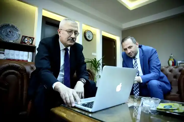 Bursa Başsavcısı'ndan Yılın Kareleri Seçimi