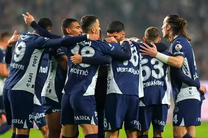 Fenerbahçe, Konyaspor'u Deplasmanda 3-2 Yendi