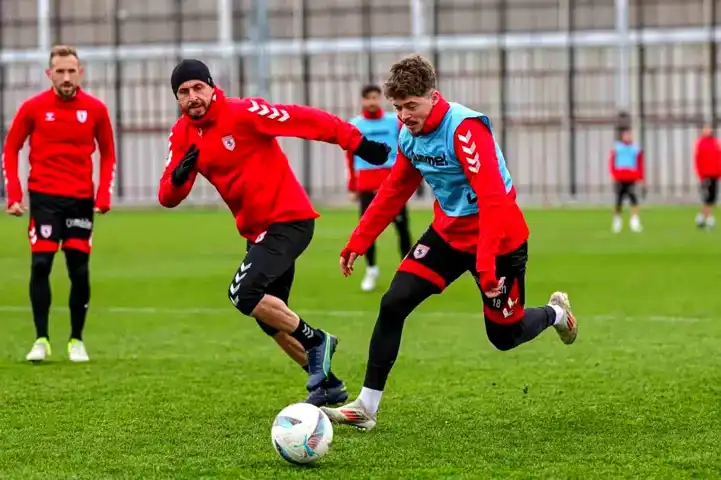 Samsunspor Süper Lig'de Zirvede!