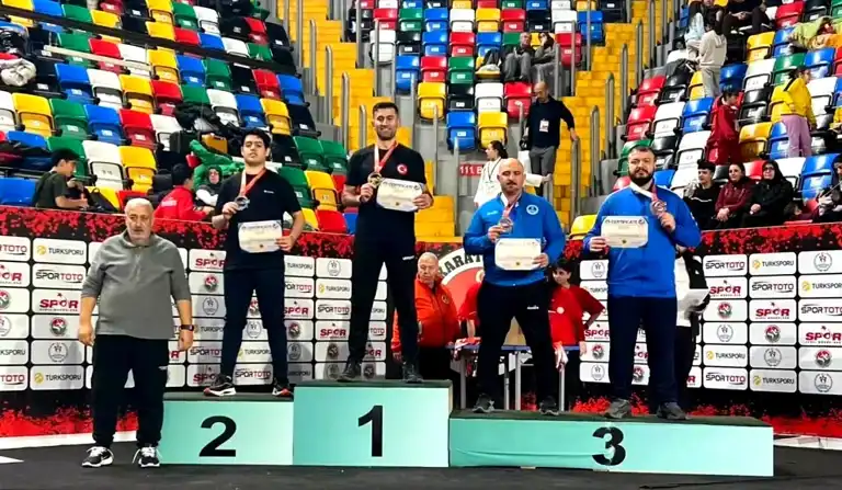 Volkan Kardeşler, Boğaziçi'nde Şampiyon!