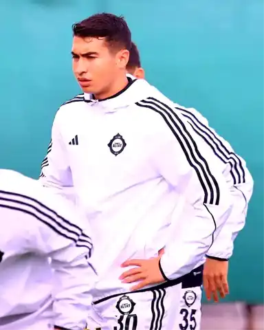 Yunus Efe Sarıkaya: Altay'ın Yıldız Savunmacısı